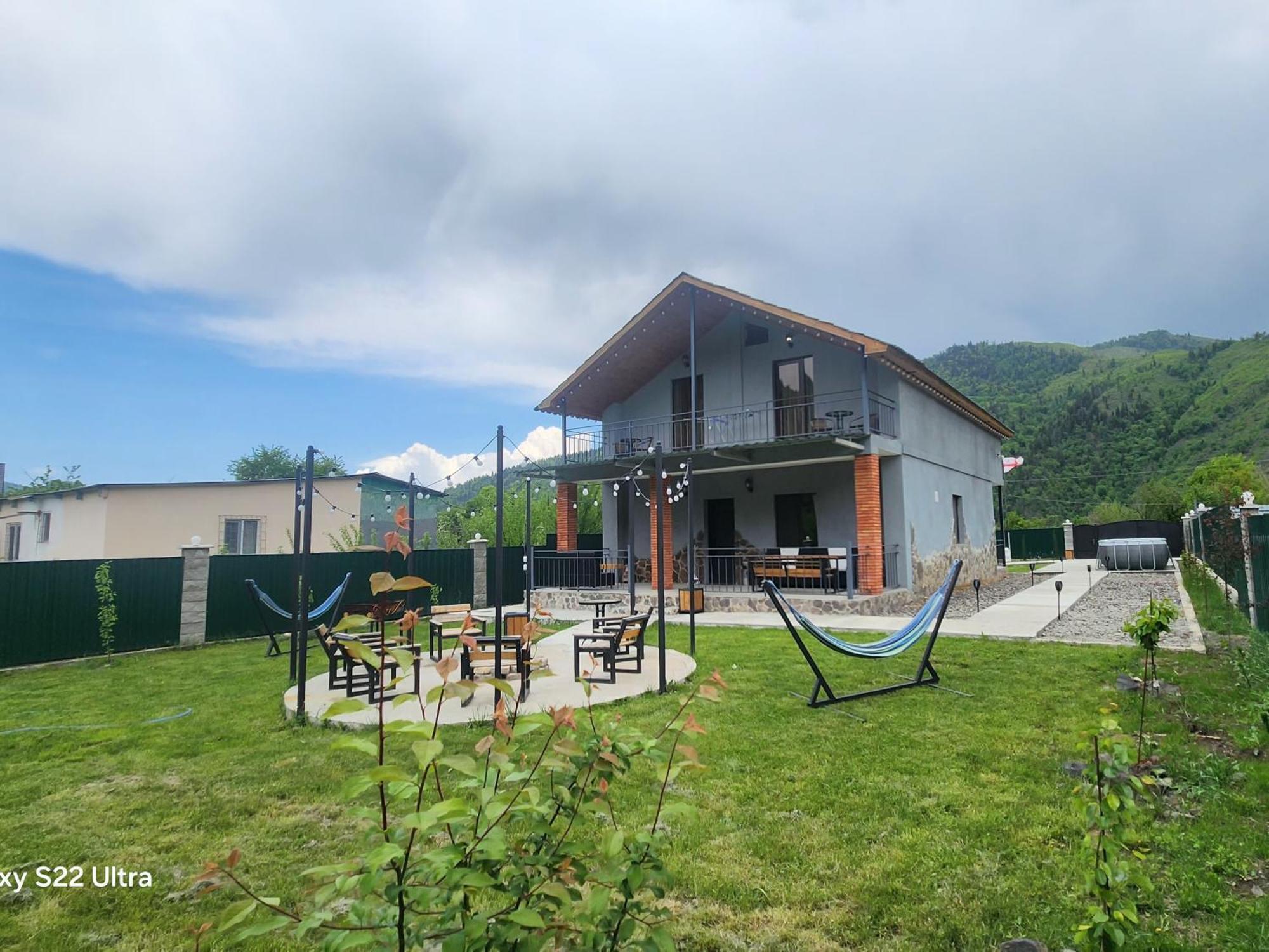Gesh House Apartment Боржоми Екстериор снимка